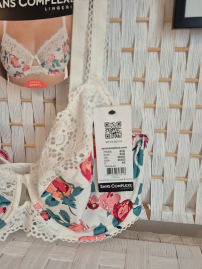 💕Jolie soutien-gorge avec armatures femme T95E sans Complexe modèle Tiffany💕 - photo numéro 4