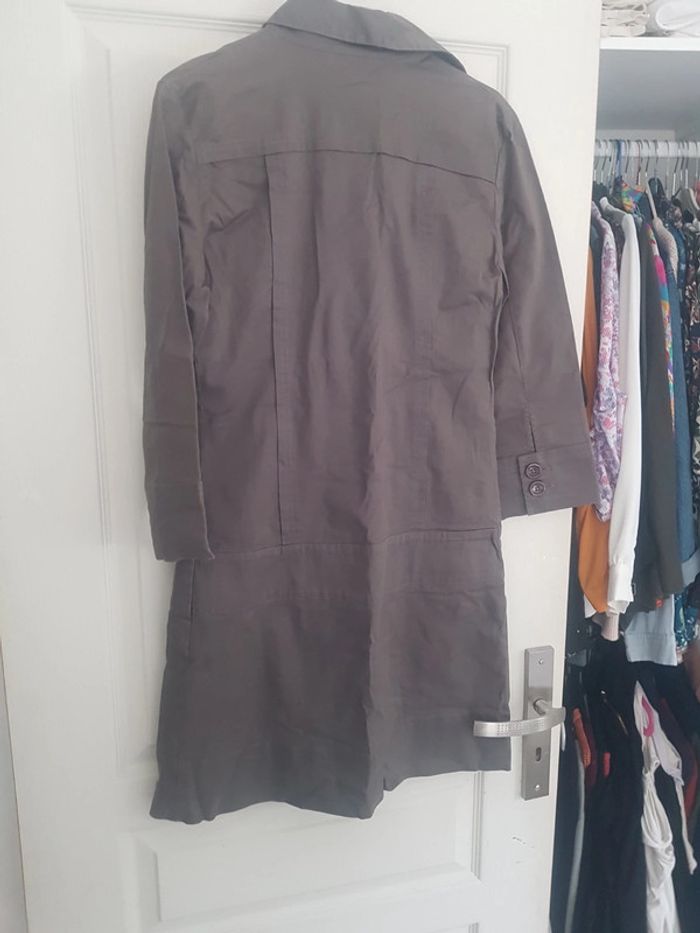 Robe kookai kaki - photo numéro 2