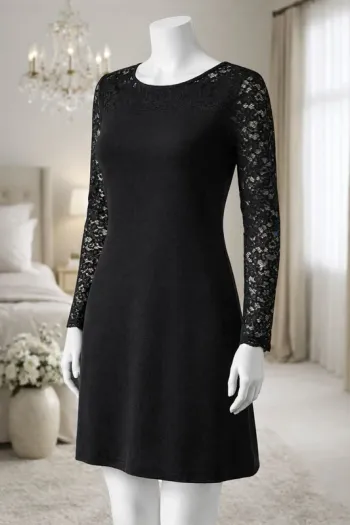 robe avec dentelle taille 42