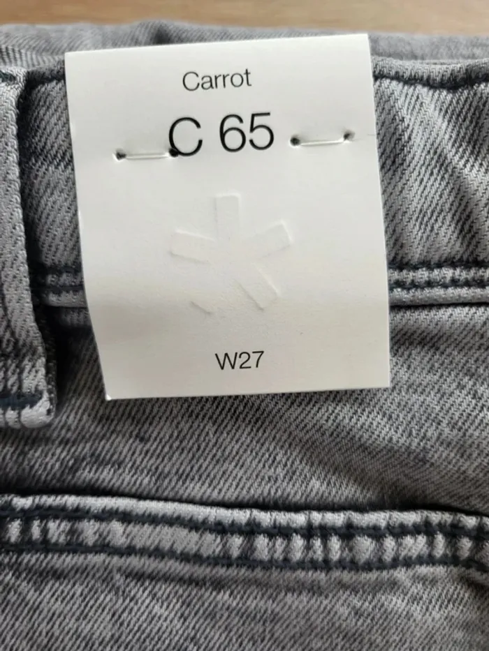 ๐ฆ Jean Celio W27 coupe Carrot Neuf - photo numรฉro 9