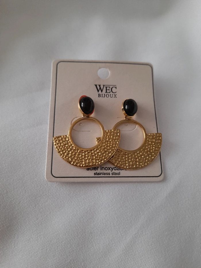 Boucles d oreilles neuf avec étiquette 🏷