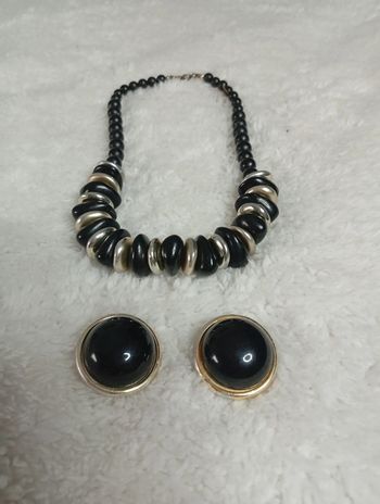 Ensemble collier et boucles d'oreilles Vintage