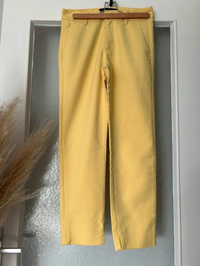pantalon cigarette jaune zara 34