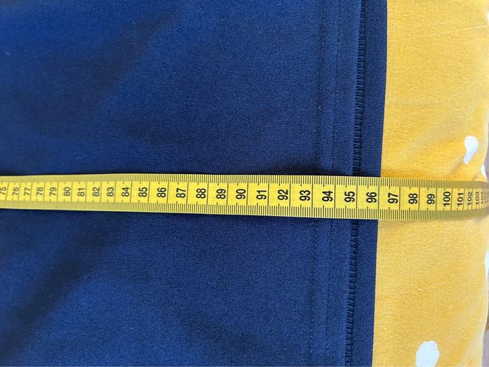 Robe bleu marine avec boutons dorée sur les épaules taille 40 - mademoiselle frenchy - photo numéro 9