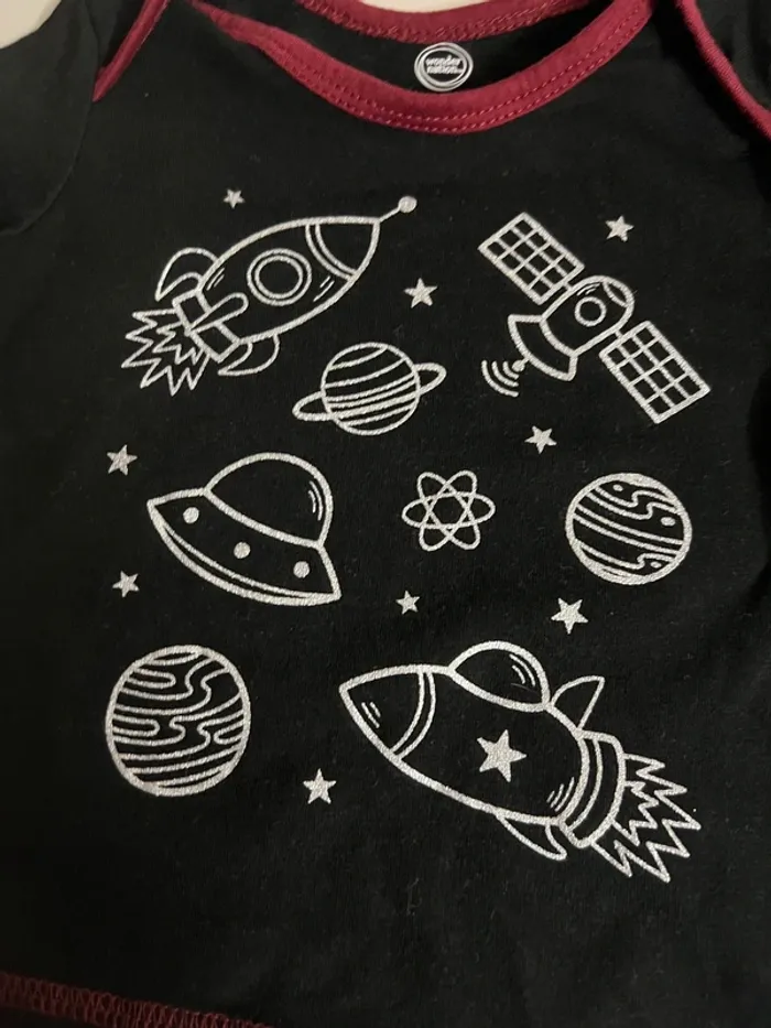 T shirt enfant 6-9 mois - photo numéro 2