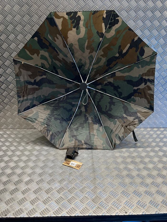 parapluie pliable camo Woodland mil-tec 10635020 - photo numéro 5