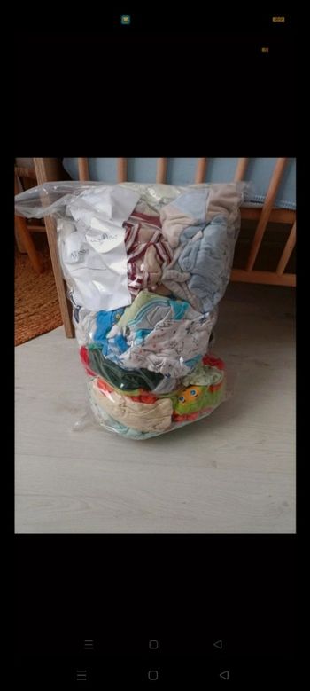 Lot pyjama body trois mois