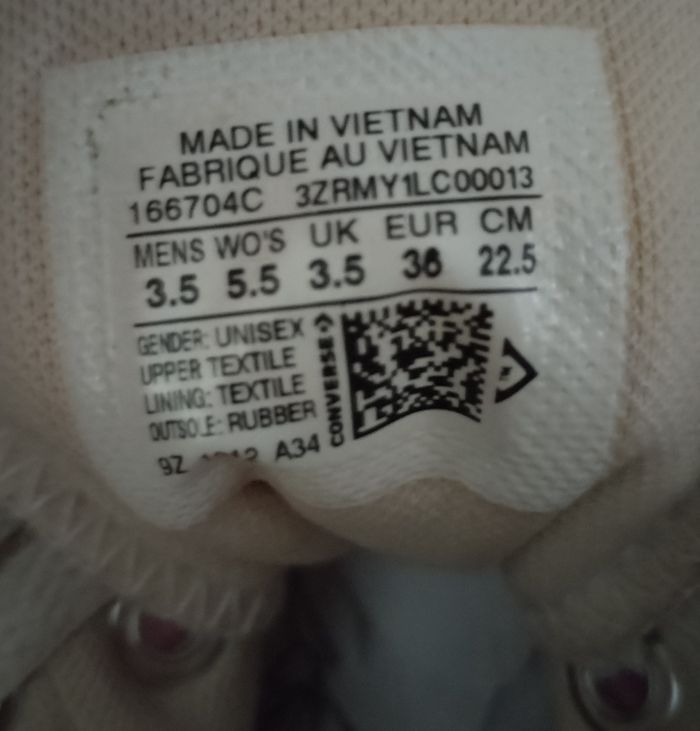 Baskets "Converse Chuck Taylor All Star" neuves - photo numéro 2