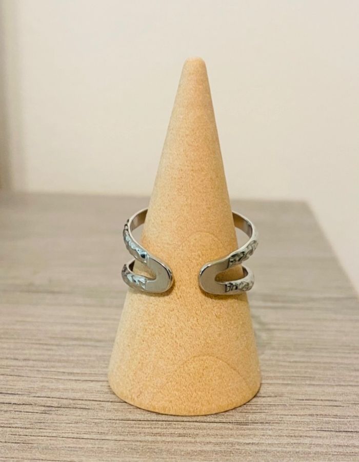 Bague ajustable argenté double anneaux tendance martelée acier inoxydable - photo numéro 3