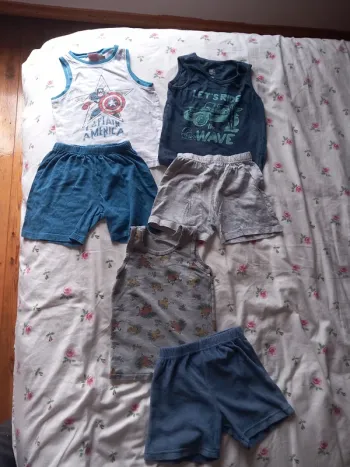 Lot short et T-shirt sans manche