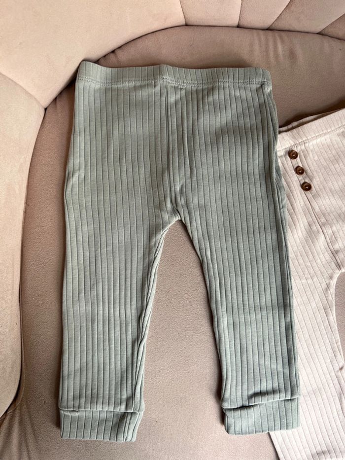 Ensemble gilet et deux leggings côtelés mixte 18 mois - Bout'Chou - photo numéro 5