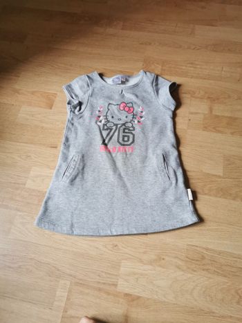 Robe hello kitty épaisse