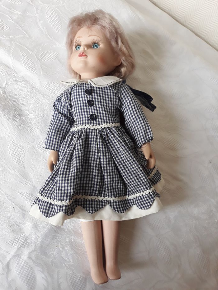 Faby27800 Poupée "LR" blonde Porcelaine - photo numéro 5