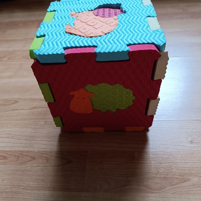 Cube puzzle en mousse bébé - photo numéro 2