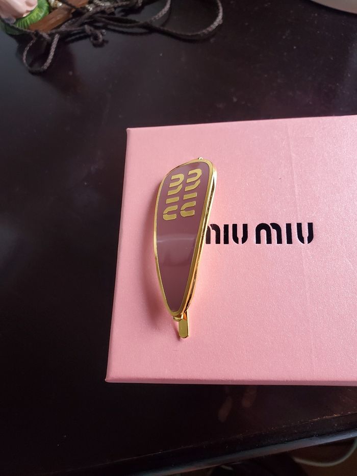 Pince cheveux miu miu - photo numéro 2