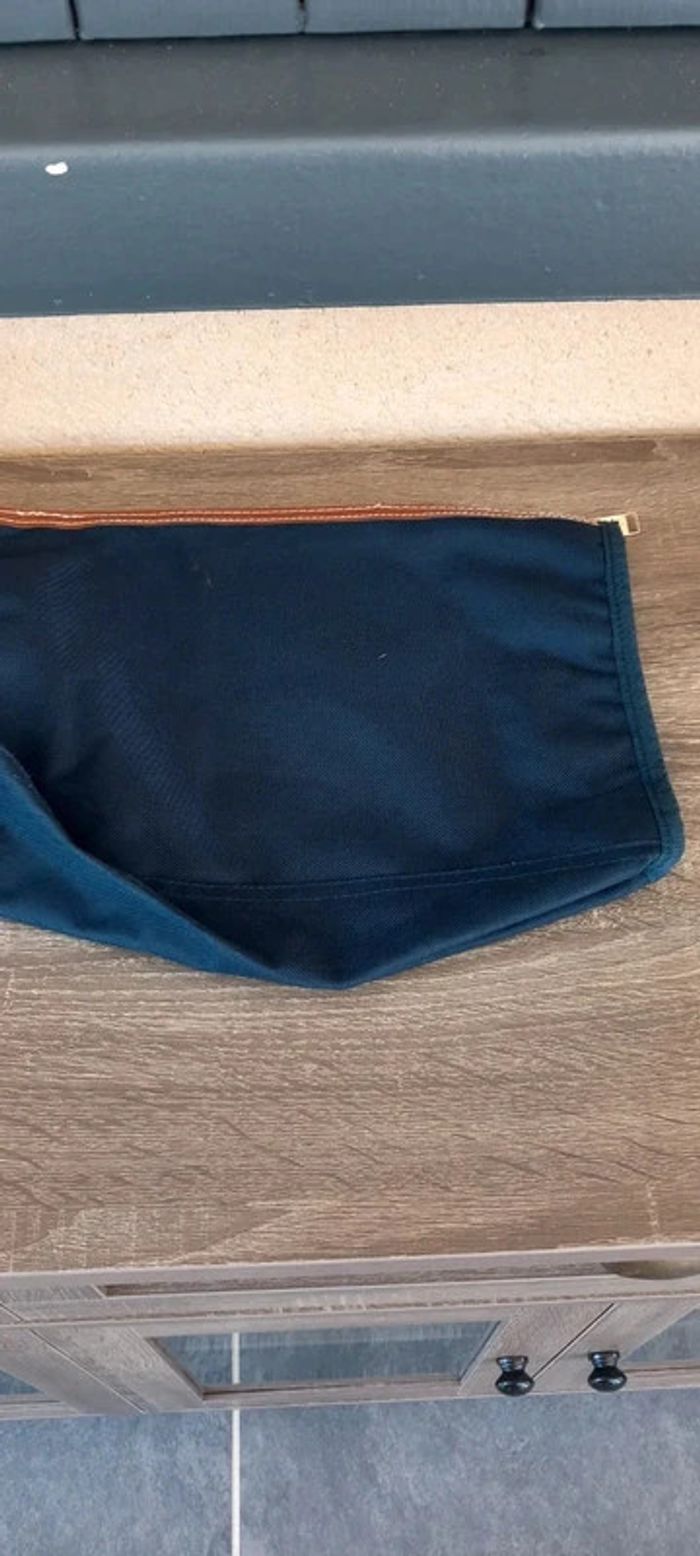 trousse de toilette - photo numéro 3