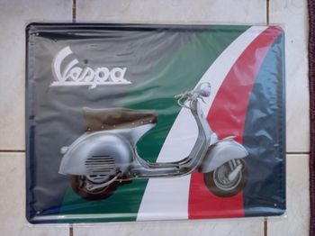 plaque métal  neuve Vespa
