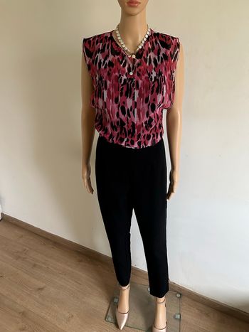 Combinaison noire et rose sans manches Guess taille 34 TBE