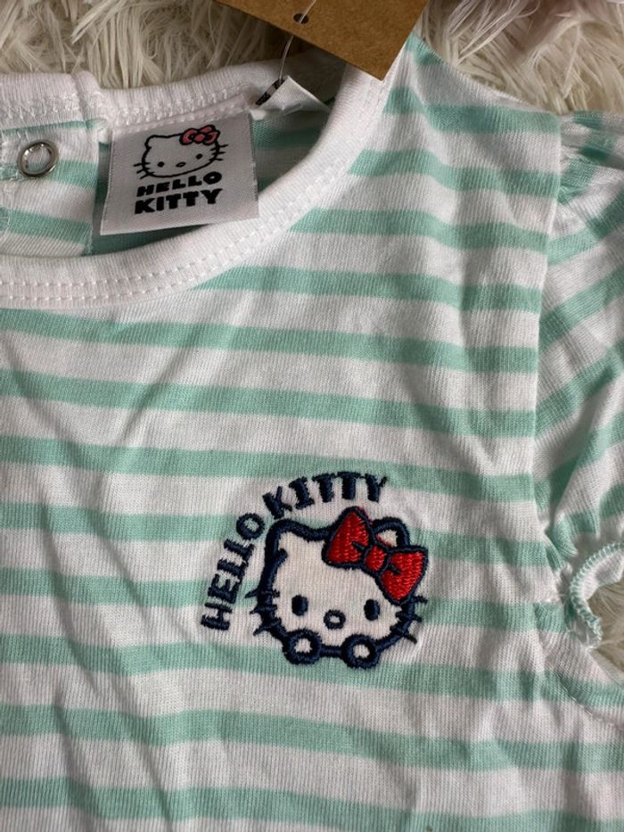 Barboteuse Hello Kitty taille 24 mois Kiabi - photo numéro 4