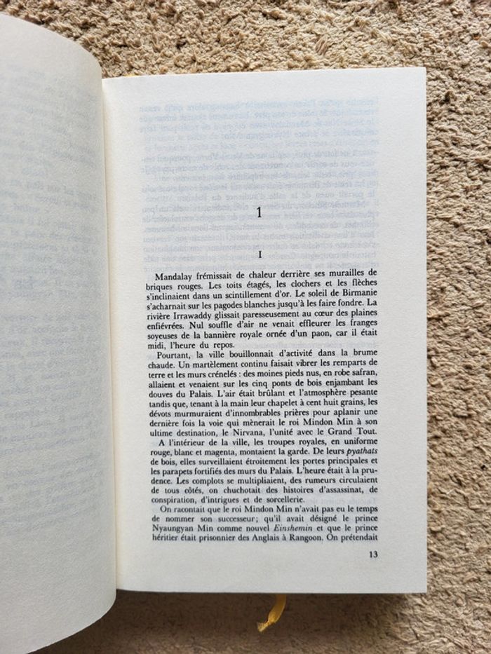 Livre relié "La dame de Mandalay" d'Alexandra Jones - photo numéro 5