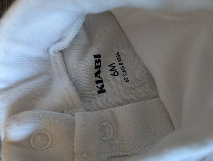 T-shirt manches longues sous pull - photo numéro 3