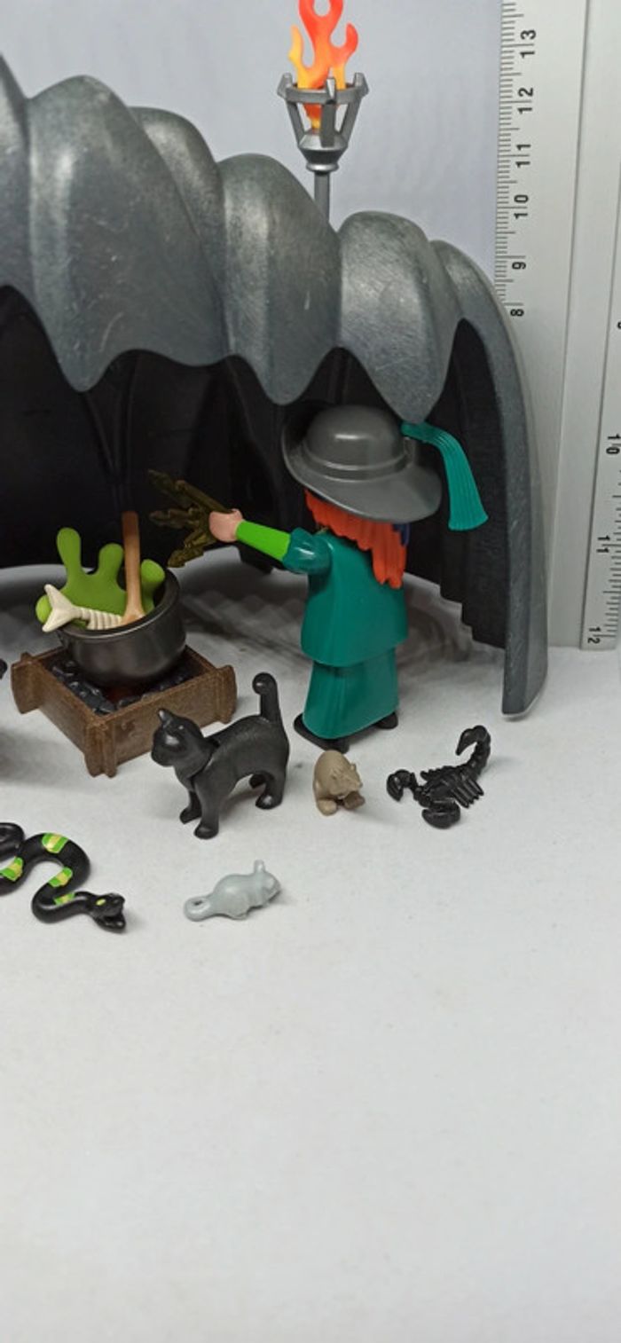 Décor paysage scène avec grotte et sorcière playmobil - photo numéro 5