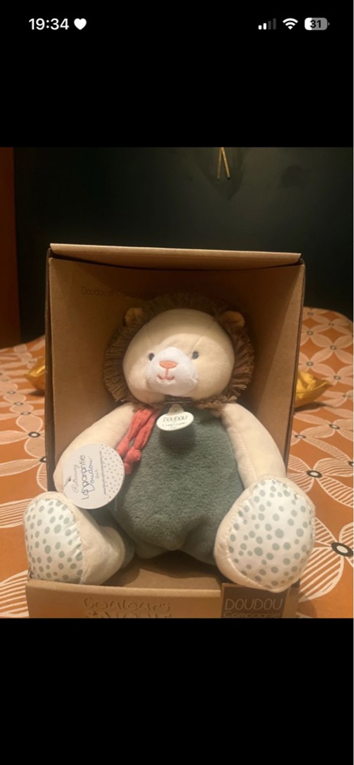 Peluche lion Doudou et compagnie - photo numéro 2