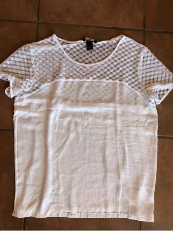 Tee  shirt H&M (L) très  bon  état