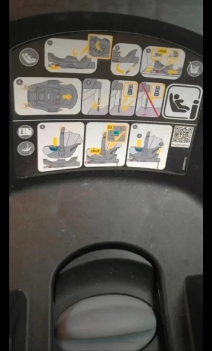 Poussette britax avec base ISOFIX pour voiture - photo numéro 6