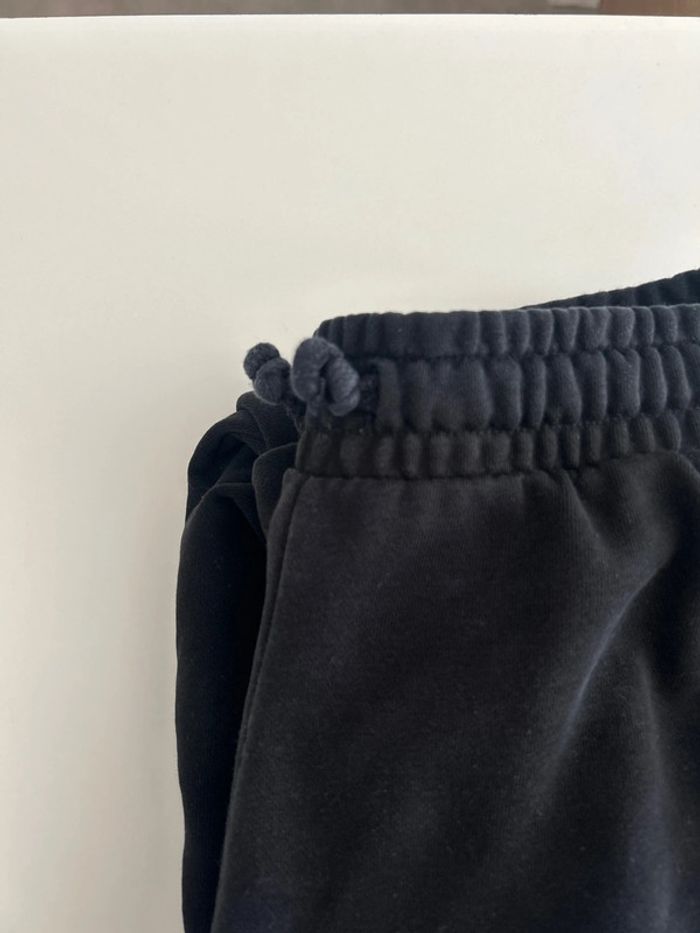 Jogging noir à bas évasé – Taille S/M – Sans marque Confort | Style | Basique revisité - photo numéro 2