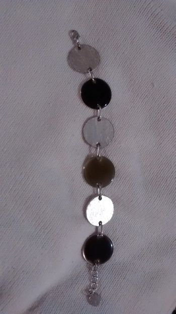 Bracelet Différents tons de gris-marroné