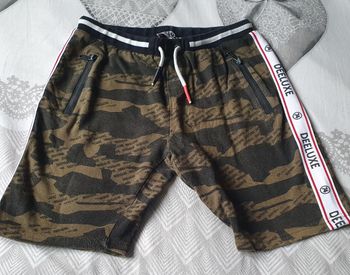 Short deeluxe de taille 16ans 
