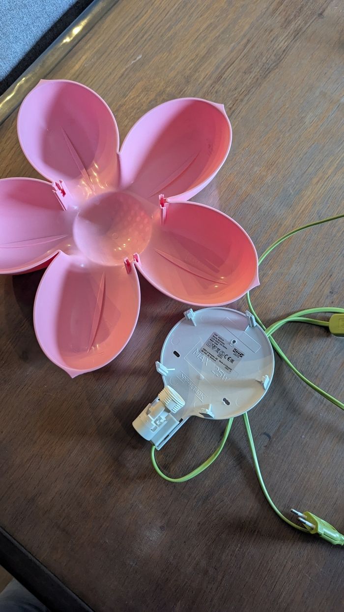 Luminaire fleur IKEA - photo numéro 4
