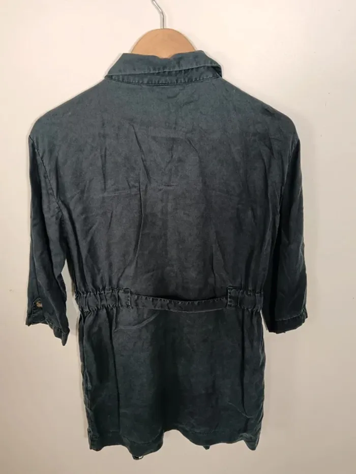 C3 robe marine Zara M - photo numéro 2