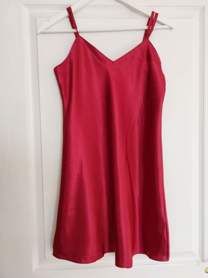 Nuisette de nuit taille 38 - photo numéro 2