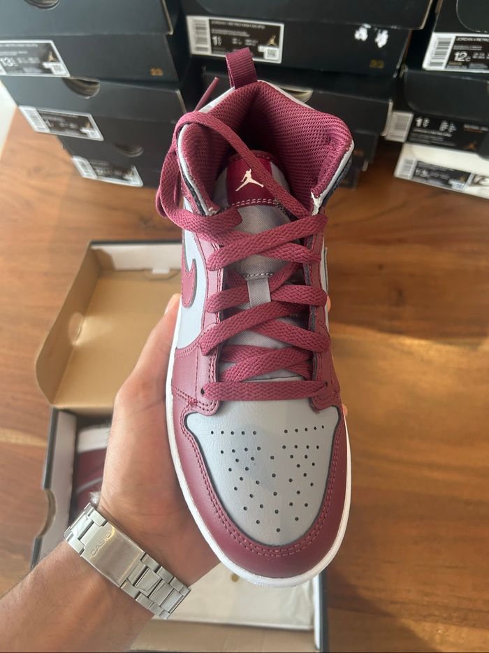 Jordan 1 taille 35 - photo numéro 2