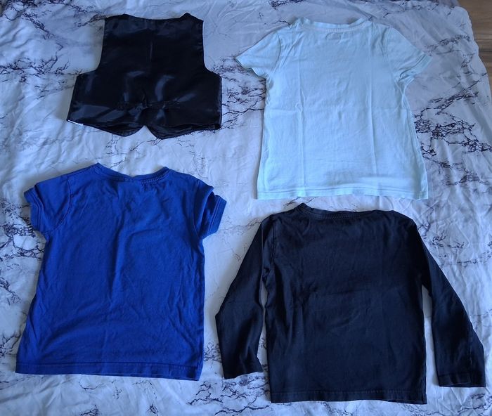 Lot de vêtements garçon taille 4/5 ans - photo numéro 2