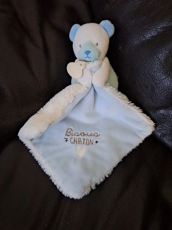 Doudou et cie ourson collection bisous chaton