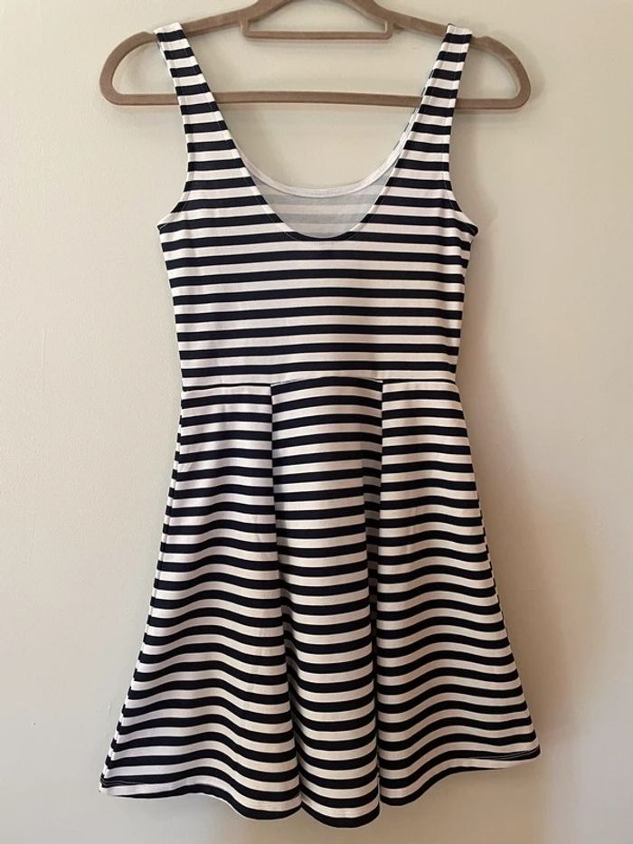 Robe patineuse rayée