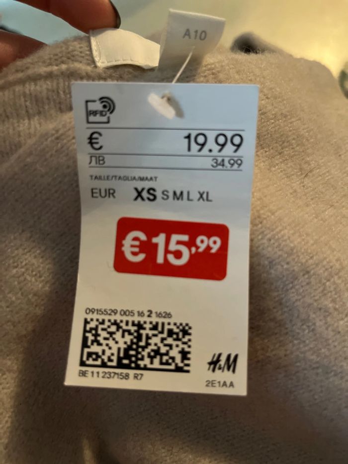 Pull h&m neuf - photo numéro 4