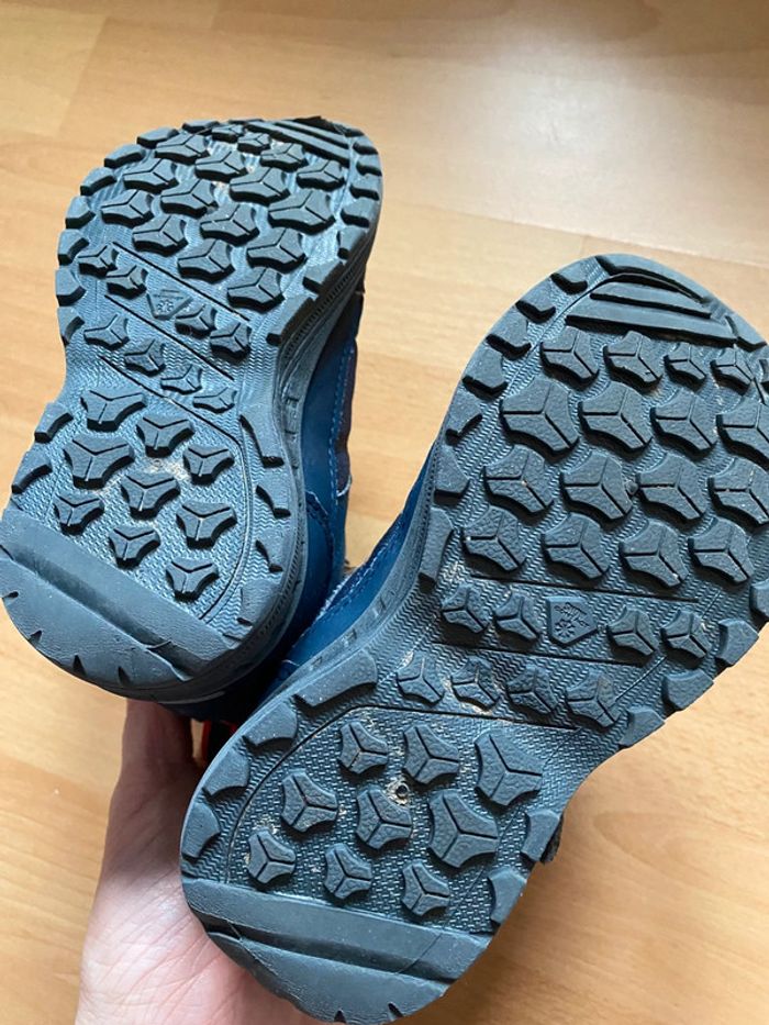 Chaussures / bottes fourrées Quechua Taille 25 - photo numéro 4