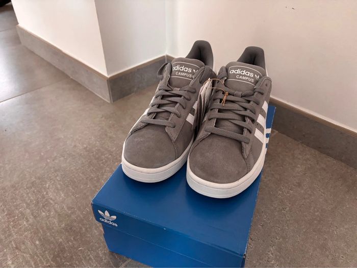 Sneakers Adidas Campus 2 neuves Taille 42 2/3 - photo numéro 3