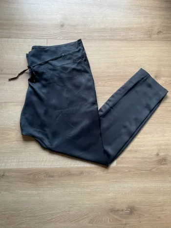 Sarouel noir satin Barbara Bui T38 femme élégant