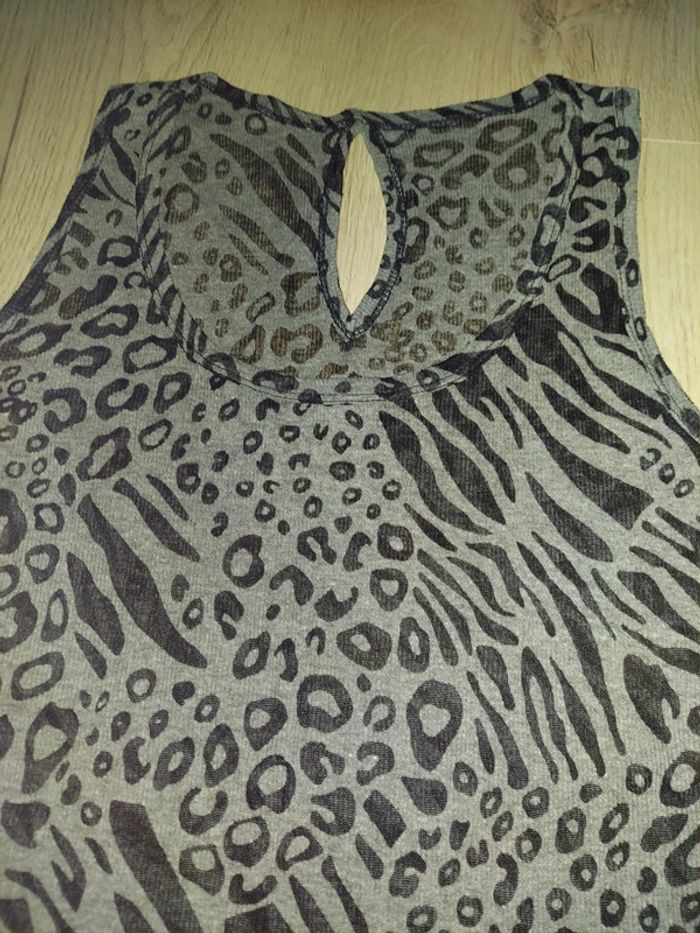 Haut T 38 tbe - photo numéro 2