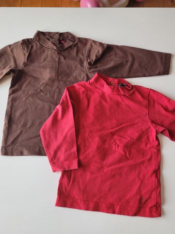 2 T shirts ML col 12 mois