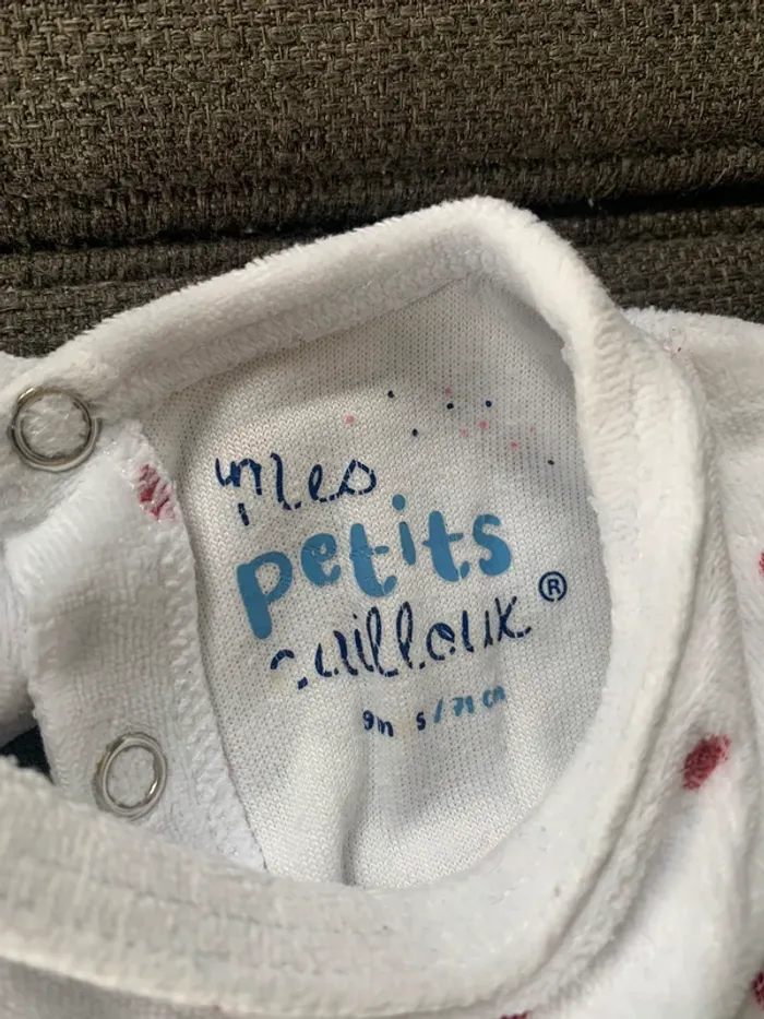 Pijama blanc. - photo numéro 3