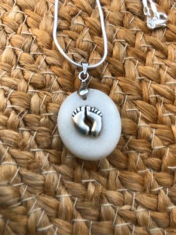 Collier argent massif avec pendentif pierre et métal