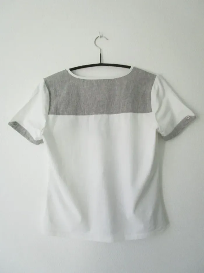 T-shirt blanc/gris Aura 38 TBE - photo numéro 10