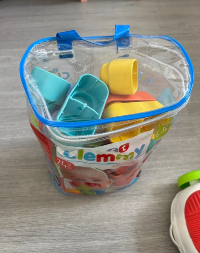 Voiture + Cubes Clemmy - photo numéro 3