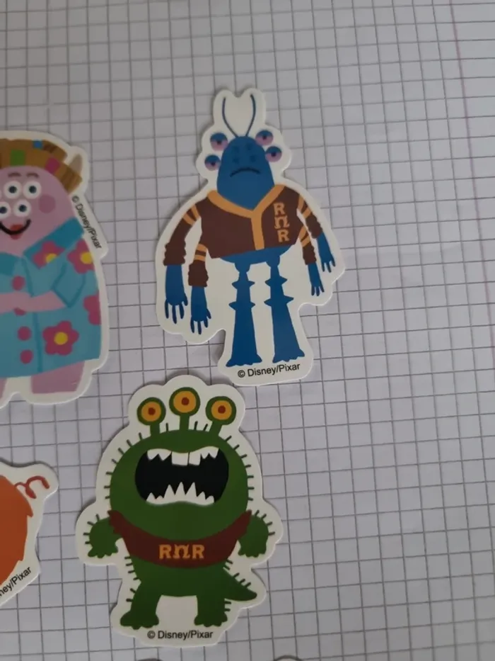 Lot d'autocollants thème pixar monstre et compagnie  (lot F) - photo numéro 7